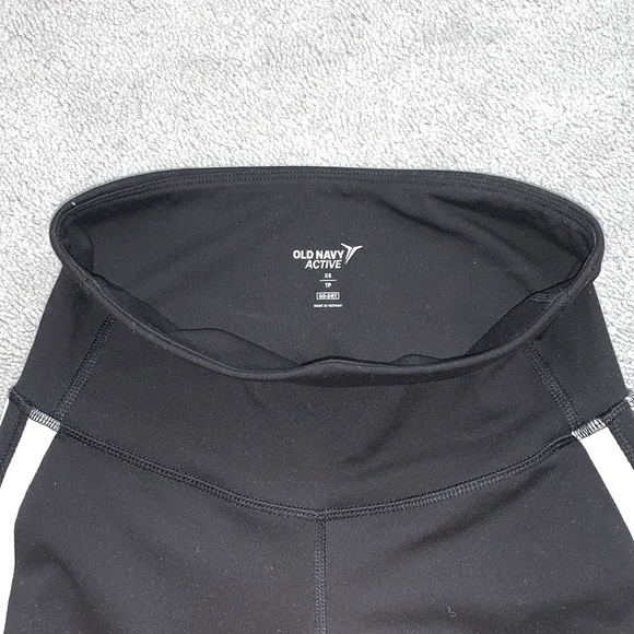 Old Navy Stripped Leggings - Picture 4 of 4